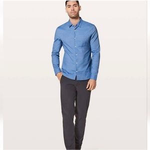 White lululemon men’s button down Oxford shirt